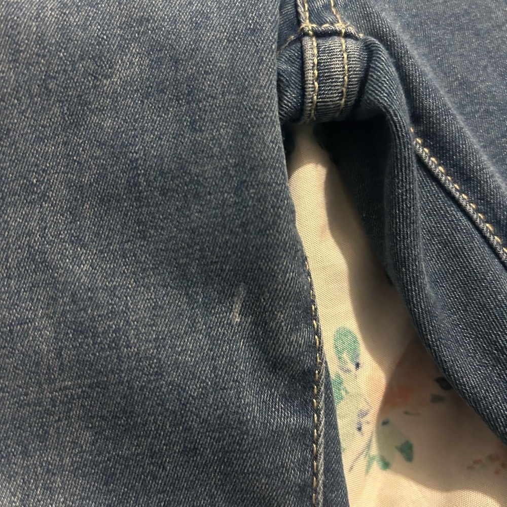 We The Free Jeans 29 Womens Light Wash High Rise Flare Bell
Bottom Size 25 - Picture 13 of 13